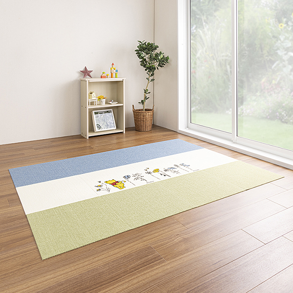 4-おくだけ吸着タイルマット　くまのプーさん　45×45cm　2枚入