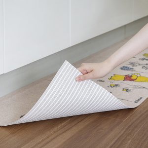 7-おくだけ吸着タイルマット　くまのプーさん　45×45cm　2枚入