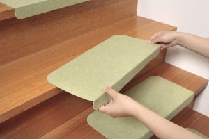 8-折り曲げ付階段マット